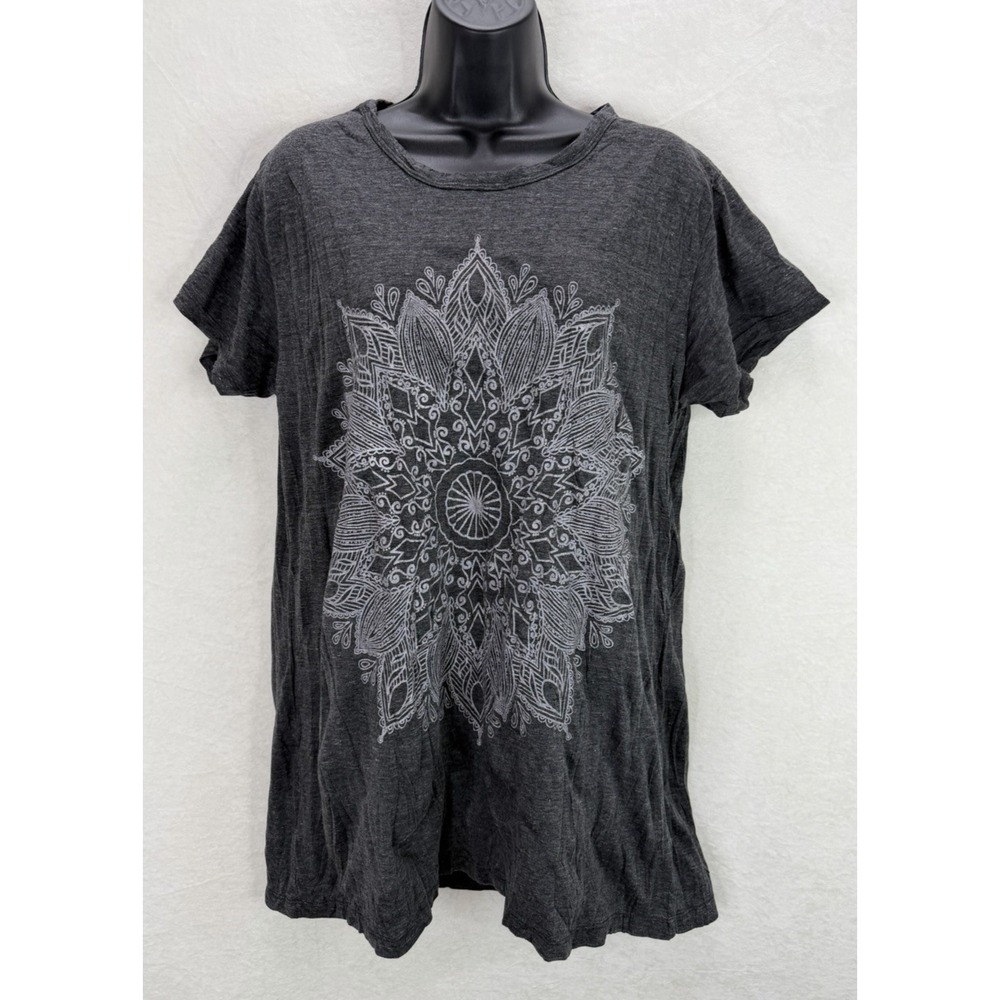 Sure Designs Thailand Women's Gray Medallion Print T-Shirt Size XXL